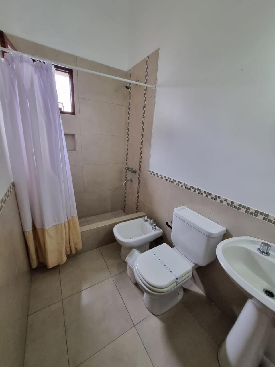 Casa Alvarado Hostel Salta Pokoj fotografie